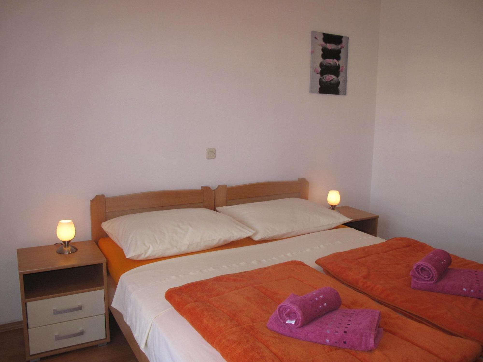 Apartments Mia Stari Grad  Chambre photo