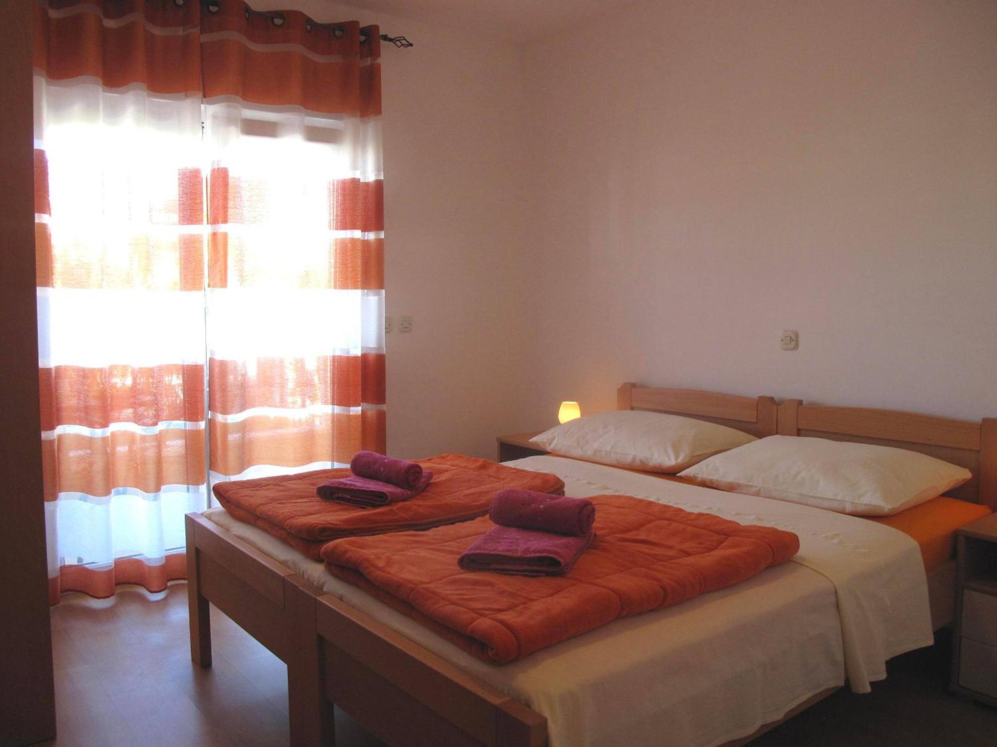 Apartments Mia Stari Grad  Chambre photo